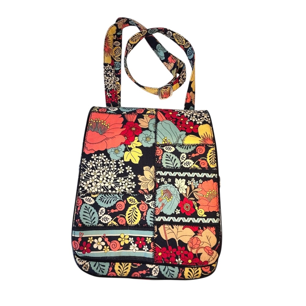 Vera‎ Bradley Hipster Crossbody Happy Snails Floral Patchwork Colorful Organizer
